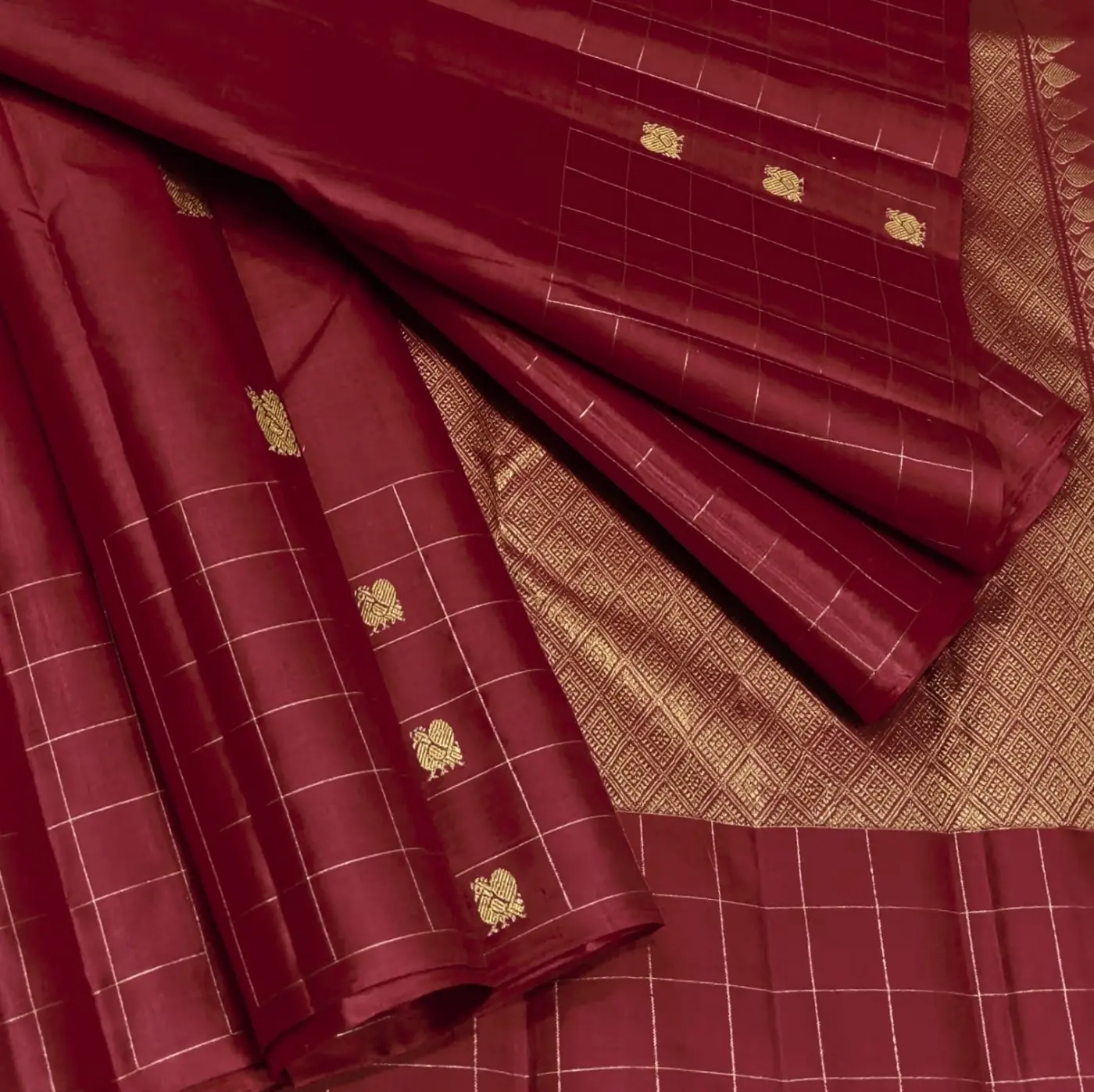 Deep Maroon and Gold Elegant Wedding Collection Traditional Silk Saree